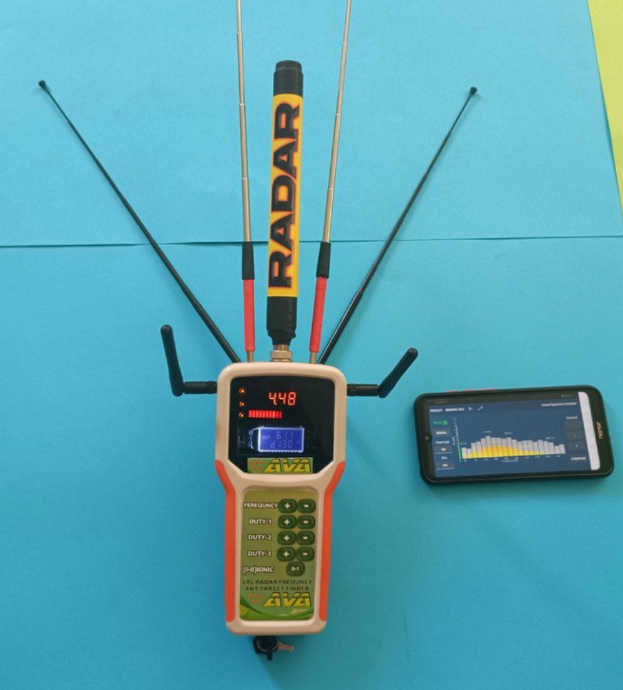 ردیاب اسپایدر آلفا یون یاب و مغناطیس سنج