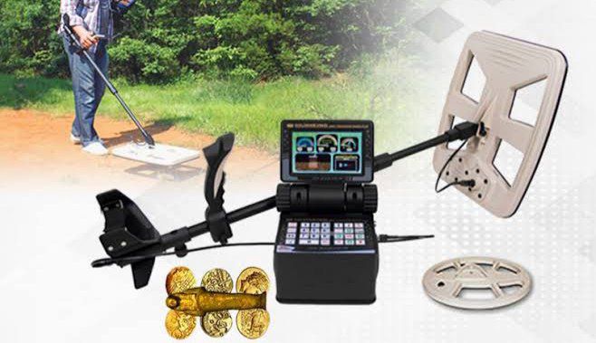 ردیاب اژاکس گلدن کینگ؛ بررسی امکانات، عمق جستوجو و عملکرد