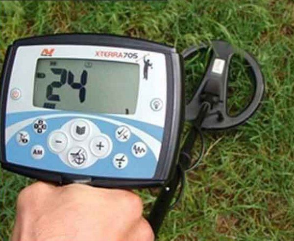 تست فلزیاب اکسترا ۷۰۵ 