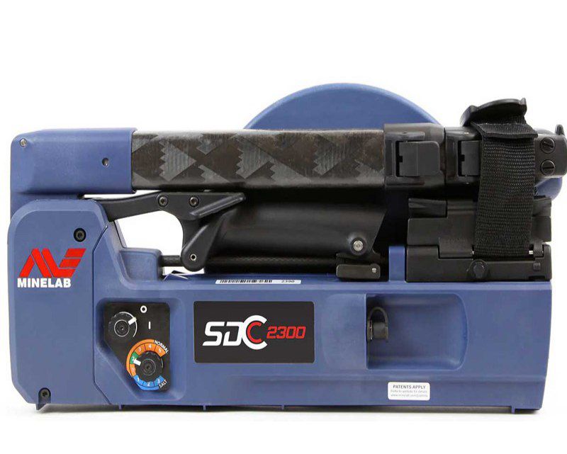 فلزیاب اس دی سی 2300