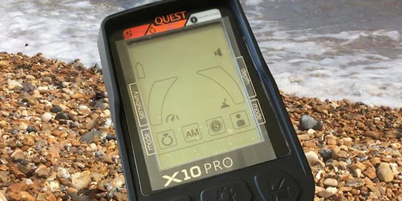 فلزیاب کوئست مدل TD Max X10