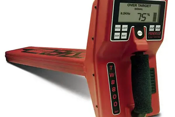 فلزیاب  Fisher TW-880