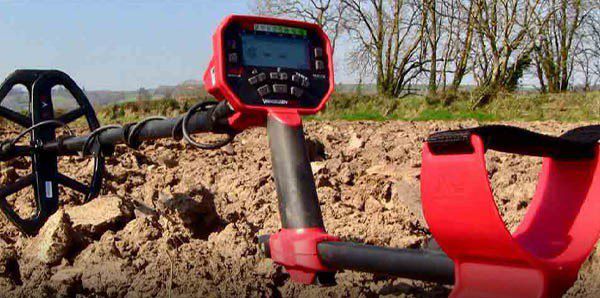 بهترین دستگاه طلایاب نقطه زن کدام است