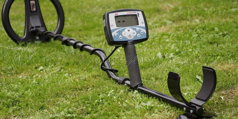 فروش فلزیاب اكسترا 705