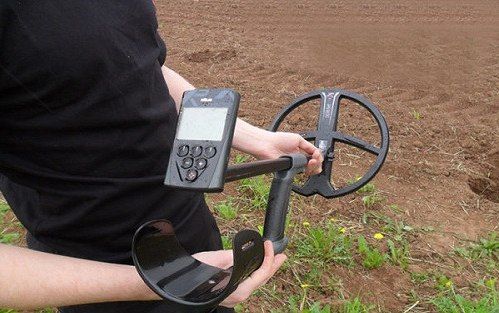 دستگاه طلایاب DEUS محصول XP