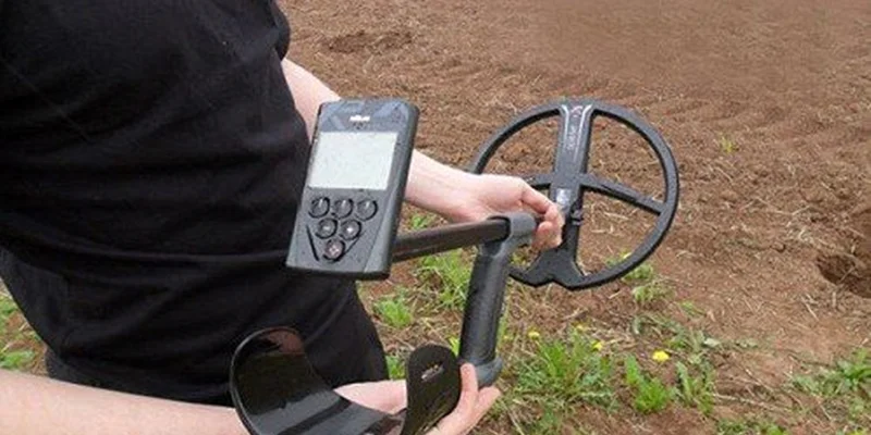 دستگاه طلایاب DEUS محصول XP