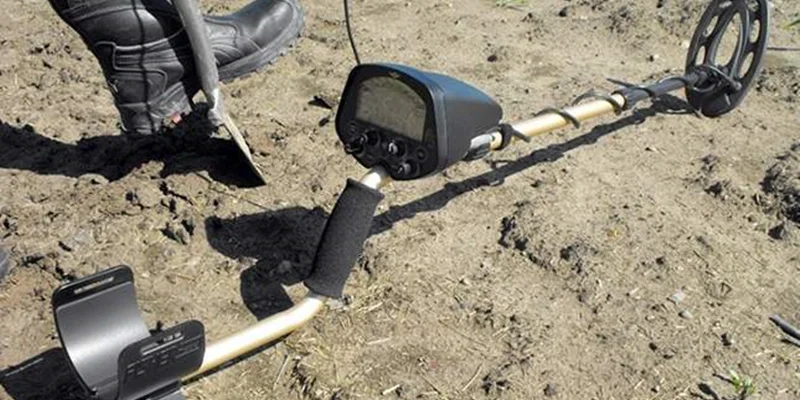 فلزیاب Fisher F5