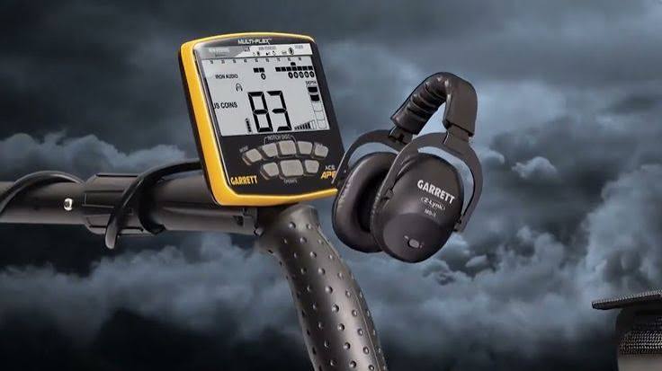دستگاه فلزیاب گرت اپکس (Garrett Apex)
